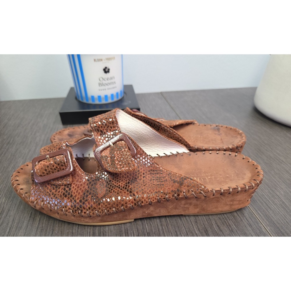 La Plume Jen Brown Snakeskin Nubuck Leather 39 8/8.5 M Buckle Slide Sandal